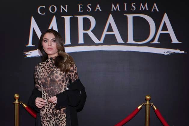 Con Esa Misma Mirada Tv Series Photocall Sofia Castro poses during a Photocall for the presentation of the Vix Original Series Con Esa Misma Mirada . on March 11, 2025 in Mexico City, Mexico. (Photo by Yamak Perea Eyepix Group) Copyright: xYamakxPerea xEyepixxGroupx YP_11032025_146533
