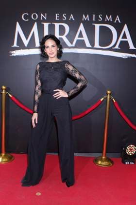 Con Esa Misma Mirada Tv Series Photocall Ximena Herrera poses during a Photocall for the presentation of the Vix Original Series Con Esa Misma Mirada . on March 11, 2025 in Mexico City, Mexico. (Photo by Yamak Perea Eyepix Group) Copyright: xYamakxPerea xEyepixxGroupx YP_11032025_146556