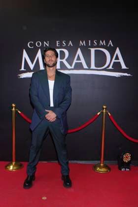 Con Esa Misma Mirada Tv Series Photocall Diego Klein poses during a Photocall for the presentation of the Vix Original Series Con Esa Misma Mirada . on March 11, 2025 in Mexico City, Mexico. (Photo by Yamak Perea Eyepix Group) Copyright: xYamakxPerea xEyepixxGroupx YP_11032025_146575