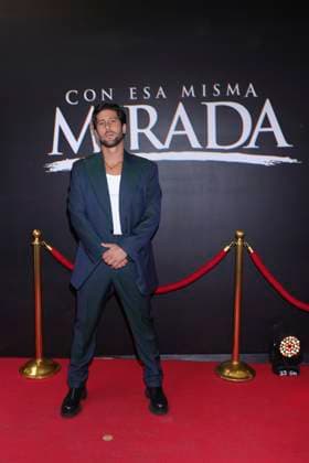 Con Esa Misma Mirada Tv Series Photocall Diego Klein poses during a Photocall for the presentation of the Vix Original Series Con Esa Misma Mirada . on March 11, 2025 in Mexico City, Mexico. (Photo by Yamak Perea Eyepix Group) Copyright: xYamakxPerea xEyepixxGroupx YP_11032025_146576