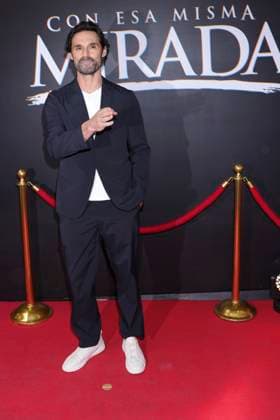 Con Esa Misma Mirada Tv Series Photocall Ivan Sanchez poses during a Photocall for the presentation of the Vix Original Series Con Esa Misma Mirada . on March 11, 2025 in Mexico City, Mexico. (Photo by Yamak Perea Eyepix Group) Copyright: xYamakxPerea xEyepixxGroupx YP_11032025_146581