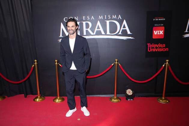 Con Esa Misma Mirada Tv Series Photocall Ivan Sanchez poses during a Photocall for the presentation of the Vix Original Series Con Esa Misma Mirada . on March 11, 2025 in Mexico City, Mexico. (Photo by Yamak Perea Eyepix Group) Copyright: xYamakxPerea xEyepixxGroupx YP_11032025_146594
