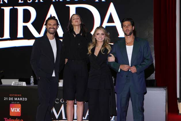 Con Esa Misma Mirada Tv Series Photocall (L-R) Ivan Sanchez, Pamela Almanza, Angelica Rivera, Diego Klein pose during a Photocall for the presentation of the Vix Original Series Con Esa Misma Mirada . on March 11, 2025 in Mexico City, Mexico. (Photo by Yamak Perea Eyepix Group) Copyright: xYamakxPerea xEyepixxGroupx YP_11032025_146639