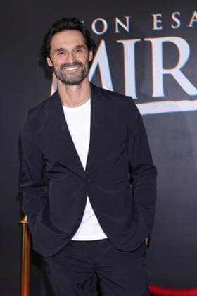March 11, 2025, Mexico City, Ciudad de Mexico, Mexico: IvoÂ¡n SoÂ¡nchez poses during a Photocall for the presentation of the Vix Original Series Con Esa Misma Mirada . on March 11, 2025 in Mexico City, Mexico. Mexico City Mexico - ZUMAe321 20250311_zea_e321_049 Copyright: xYamakxPereax