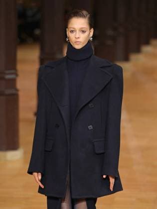 PFW - Veronique Leroy Runway A model walks the runway during the Veronique Leroy Womenswear Fall Winter 2025-2026 show as part of Paris Fashion Week at Le Réfectoire des Cordeliers on March 11, 2025 in Paris, France. Photo by Alain-Gil Gonzalez ABACAPRESS.COM Paris France  Copyright: xGonzalezxAlain-Gil ABACAx