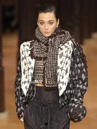 PFW - Veronique Leroy Runway A model walks the runway during the Veronique Leroy Womenswear Fall Winter 2025-2026 show as part of Paris Fashion Week at Le Réfectoire des Cordeliers on March 11, 2025 in Paris, France. Photo by Alain-Gil Gonzalez ABACAPRESS.COM Paris France  Copyright: xGonzalezxAlain-Gil ABACAx