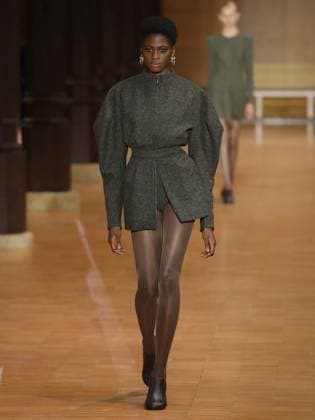 PFW - Veronique Leroy Runway A model walks the runway during the Veronique Leroy Womenswear Fall Winter 2025-2026 show as part of Paris Fashion Week at Le Réfectoire des Cordeliers on March 11, 2025 in Paris, France. Photo by Alain-Gil Gonzalez ABACAPRESS.COM Paris France  Copyright: xGonzalezxAlain-Gil ABACAx
