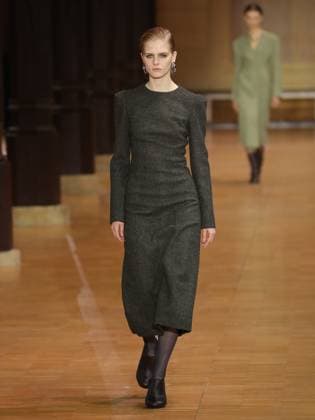 PFW - Veronique Leroy Runway A model walks the runway during the Veronique Leroy Womenswear Fall Winter 2025-2026 show as part of Paris Fashion Week at Le Réfectoire des Cordeliers on March 11, 2025 in Paris, France. Photo by Alain-Gil Gonzalez ABACAPRESS.COM Paris France  Copyright: xGonzalezxAlain-Gil ABACAx