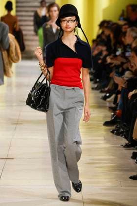 Défilé Miu Miu Collection Prêt à Porter Automne Hiver 2025 2026 lors de la Fashion Week de Paris PFW Défilé Miu Miu Collection Prêt à Porter Automne Hiver 2025 2026 lors de la Fashion Week de Paris, le 11 mars 2025 Miu Miu Fashion Show Ready to Wear Collection Fall Winter 2025 2026 at Paris Fashion Week, on March 11th, 2025 Paris France  Copyright: xAgencex xBestimagexAgencex xBestimagex