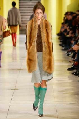 Défilé Miu Miu Collection Prêt à Porter Automne Hiver 2025 2026 lors de la Fashion Week de Paris PFW Défilé Miu Miu Collection Prêt à Porter Automne Hiver 2025 2026 lors de la Fashion Week de Paris, le 11 mars 2025 Miu Miu Fashion Show Ready to Wear Collection Fall Winter 2025 2026 at Paris Fashion Week, on March 11th, 2025 Paris France  Copyright: xAgencex xBestimagexAgencex xBestimagex