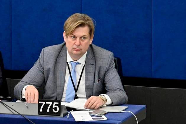 Politiker Maximilian Krah (AfD) im EU-Parlament in Straßburg. Straßburg, 12.03.2025 Grand Est Frankreich *** Politician Maximilian Krah AfD in the EU Parliament in Strasbourg Strasbourg, 12 03 2025 Grand Est France Copyright: xDwixAnoraganingrumx