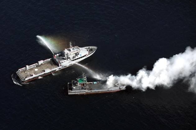 Golf von Oman, Gemeinsames Marinemanöver von Iran, Russland und China March 12, 2025, Gulf Of Oman, Indian Ocean, Iran: Navy ships and vessels engage in military exercises during joint drills conducted by Iran, Russia, and China in the Gulf of Oman. The three countries will be participating in a three-day naval exercise in the Gulf of Oman and the Indian Ocean. This week, the navies of Iran, Russia, and China are conducting military drills off the coast of Iran to enhance their cooperation. Gulf Of Oman Iran - ZUMAi98_ 20250312_zih_i98_137 Copyright: xIranianxArmyxOfficex