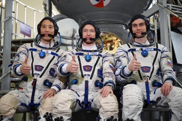 Russia Space 8877590 13.03.2025 Prime crew members of the 73rd expedition to the International Space Station (ISS), NASA astronaut Jonny Kim, Roscosmos cosmonauts Sergey Ryzhikov and Alexey Zubritsky pose for a picture as they attend their training session at the Gagarin Cosmonaut Training Center in Star City outside Moscow, Russia. Grigory Sysoev Sputnik Star City Moscow region Russia  Copyright: xGrigoryxSysoevx
