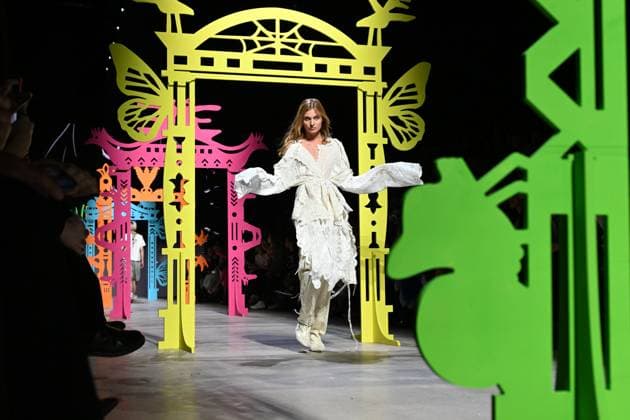 Russia Moscow Fashion Week 8878230 13.03.2025 A model presents a creation by the brand VEREJA during the 4th Moscow Fashion Week at the Manege Central Exhibition Hall in Moscow, Russia. Ekaterina Chesnokova Sputnik Moscow Russia  Copyright: xEkaterinaxChesnokovax