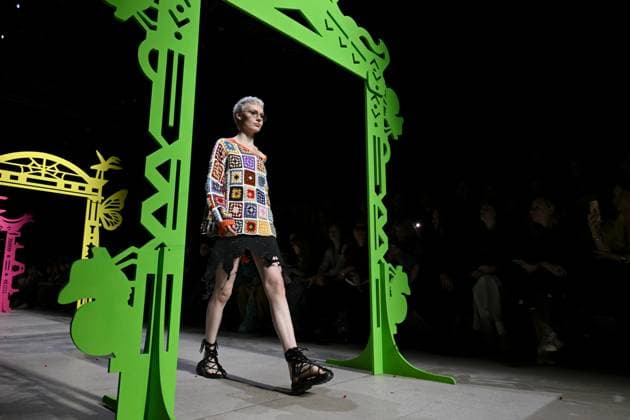 Russia Moscow Fashion Week 8878243 13.03.2025 A model presents a creation by the brand VEREJA during the 4th Moscow Fashion Week at the Manege Central Exhibition Hall in Moscow, Russia. Ekaterina Chesnokova Sputnik Moscow Russia  Copyright: xEkaterinaxChesnokovax