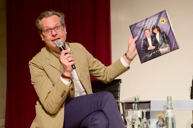 Christian Geller at the presentation of an original Yamaha KX5 Keytar by Modern Talking with a short performance by Thomas Anders to the Foundation Haus der Geschichte der Bundesrepublik Deutschland Bonn, 11 03 2025 Foto:xJ.xZumbuschx xFuturexImagex anders_5201