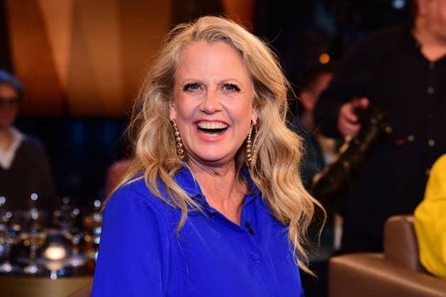 Entertainment Themen der Woche KW11 Entertainment Bilder des Tages Barbara Schoeneberger in der NDR Talk Show am 14.03.2025 in Hamburg NDR Talk Show am 14.03.2025 in Hamburg *** Barbara Schoeneberger on the NDR Talk Show on 14 03 2025 in Hamburg NDR Talk Show on 14 03 2025 in Hamburg 