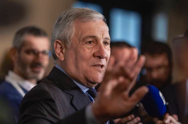 News Bilder des Tages March 14, 2025, La Malbaie, Quebec, CANADA: Italian Foreign Minister Antonio Tajani speaks to the media during the G7 Foreign Ministers meeting in La Malbaie, Charlevoix, Quebec, Canada March 13, 2025. La Malbaie CANADA - ZUMAl128 20250314_zap_l128_001 Copyright: xPatricexLapointex