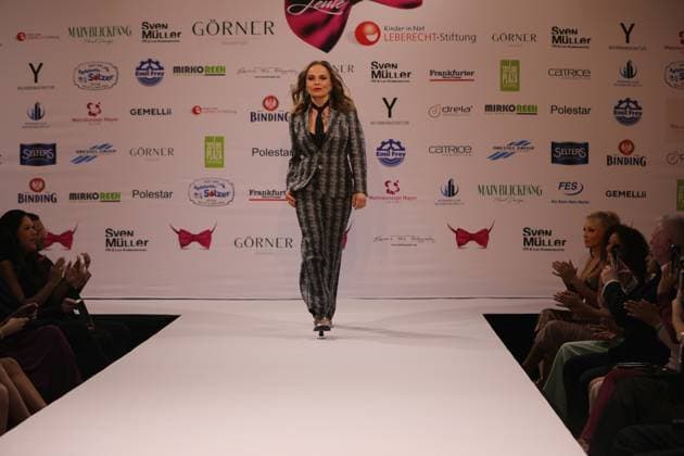 15 03 2025 Neu Isenburg, Hotel Hilton Clothes make the man Benefit Gala Fashion show Celebrities on the catwalk Former boxer Regina Halmich Honorary ambassador of the German Childrens Fund DFL DFB REGULATIONS PROHIBIT ANY USE OF PHOTOGRAPHS AS IMAGE SEQUENCES AND OR QUASI VIDEO HP