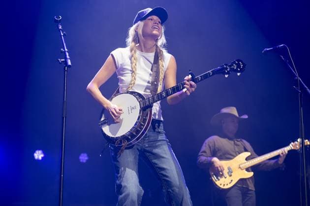 The Castellows perform at The Country 2 Country Music Festival 2025, Sunday - O2 Arena, London, UK Banjo player Powell Balkcom of The Castellows perform at the Country 2 Country (C2C) Music Festival - O2 Arena, London, England, UK on Sunday 16 March 2025., Credit:Justin Ng Avalon UK, England, London, O2 Arena Copyright: xJustinxNgx xAvalonx 0976402824