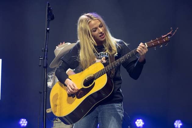 The Castellows perform at The Country 2 Country Music Festival 2025, Sunday - O2 Arena, London, UK Guitarist Ellie Balkcom of The Castellows perform at the Country 2 Country (C2C) Music Festival - O2 Arena, London, England, UK on Sunday 16 March 2025., Credit:Justin Ng Avalon UK, England, London, O2 Arena Copyright: xJustinxNgx xAvalonx 0976402834