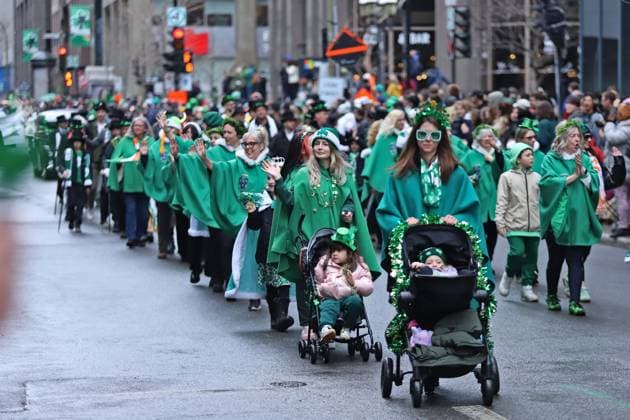 Persons taking part during the parade for the 200th edition of St. Patrick s Day, that commemorated the Irish heritage present in Montreal since the late 17th century. on March 16, 2025 in Montreal, Canada. Montreal Canada - ZUMAe321 20250316_zia_e321_021 Copyright: xHoracioxZamoraxRiosx