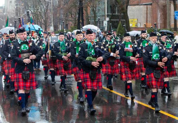 (250317) -- TORONTO, March 17, 2025 -- A band performs during the 2025 Toronto St. Patrick s Day Parade in Toronto, Canada, on March 16, 2025. St. Patrick s Day is widely celebrated by Irish communities around the world. (Photo by Xinhua) CANADA-TORONTO-ST. PATRICK S DAY-PARADE ZouxZheng 
