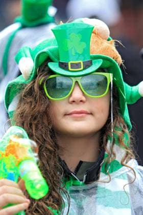 St. Patrick s Day Parade In Downtown Toronto, Canada, On March 16, 2025. A participant waits for the start of the St. Patrick s Day parade in Toronto, Canada, on March 16, 2025. Toronto Canada  Copyright: xMikexCampbellx originalFilename: campbell-notitle250317_np1Jn.jpg