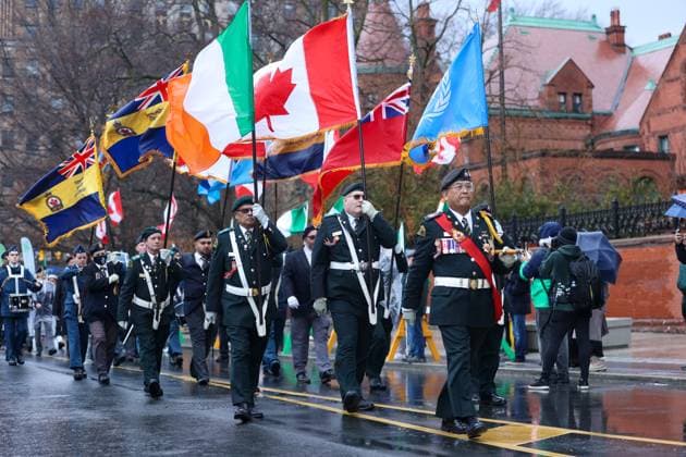2025 Toronto St. Patrick s Day Parade In Toronto, Ontario, Canada, on March 16, 2025, Canada s Army Veteran walks carrying the United Nations, Irish, and Canadian flags during the 2025 Toronto St. Patrick s Day Parade. Toronto Ontario Canada  Copyright: xIndrawanxKumalax originalFilename: kumala-2025toro250316_np7vX.jpg