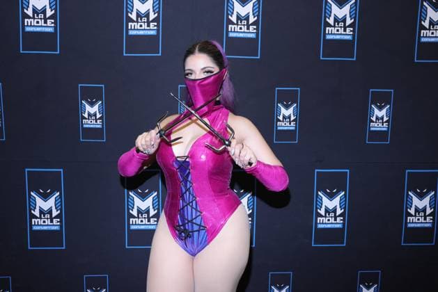 La Mole Convention 2025 - Day 3 The cosplayer Julieta Allegretti poses for photos during La Mole 2025, comics convention and cosplayers at Mexico City World Trade Center. on March 16, 2025 in Mexico City, Mexico. (Photo by Yamak Perea Eyepix Group) Copyright: xYamakxPerea xEyepixxGroupx YP_17032025_147579