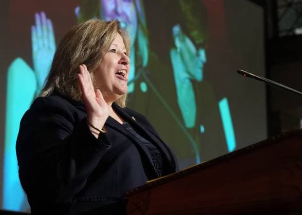 March 19, 2025, Toronto, On, CANADA: Lisa Thompson is sworn in as the Minister of Rural Affairs during a cabinet swearing-in ceremony in Toronto on Wednesday, March 19, 2025. Toronto CANADA  - ZUMAc35_ 20250319_zaf_c35_045 Copyright: xNathanxDenettex