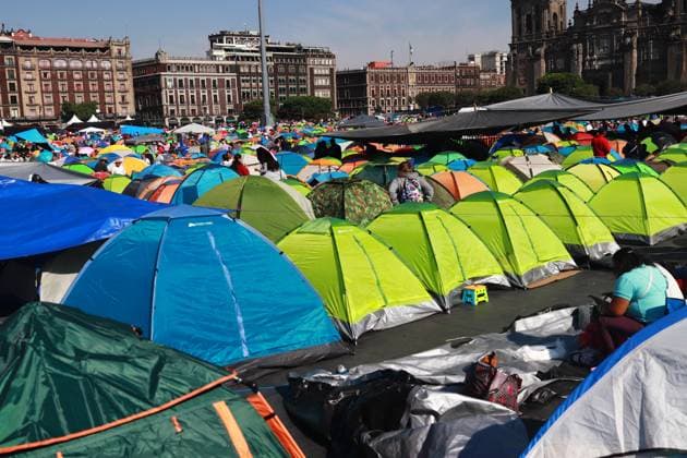 Education Workers Begin 72-Hour Work Stoppage Members of the National Coordination of Education Workers (CNTE) set up tents outside the National Palace. as part of a 72-hour work stoppage. on March 19, 2025 in Mexico City, Mexico. (Photo by Carlos Santiago Eyepix Group) Copyright: xCarlosxSantiago xEyepixxGroupx CS_19032025_147922
