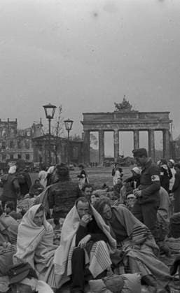 Great Patriotic War of 1941-1945 5776807 03.05.1945 The Great Patriotic War of 1941-1945. May 1945. German prisoners of war on a square near Berlin s Brandenburg Gate. Shagin Berlin Germany  Copyright: xShaginx