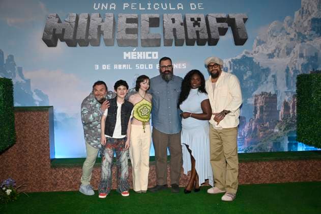 (L-R) Jack Black, Sebastian Eugene Hansen, Emma Myers, Jared Hess, Danielle Brooks and Jason Momoa attend the Photocall for the Minecraft film at Mexico City St. Regis Hotel. on March 21, 2025 in Mexico City, Mexico. Mexico City Mexico - ZUMAe321 20250321_zia_e321_048 Copyright: xCarlosxTischlerx