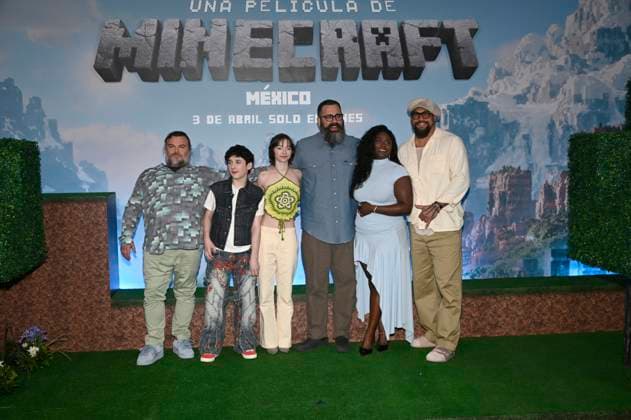(L-R) Jack Black, Sebastian Eugene Hansen, Emma Myers, Jared Hess, Danielle Brooks and Jason Momoa attend the Photocall for the Minecraft film at Mexico City St. Regis Hotel. on March 21, 2025 in Mexico City, Mexico. Mexico City Mexico - ZUMAe321 20250321_zia_e321_055 Copyright: xCarlosxTischlerx