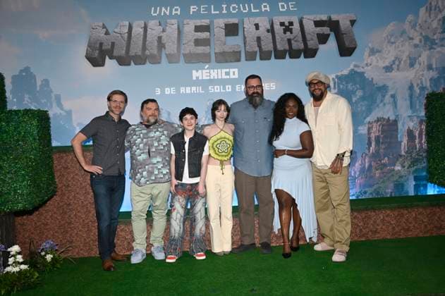 (L-R) Torfi Frans olafsson, Jack Black, Sebastian Eugene Hansen, Emma Myers, Jared Hess, Danielle Brooks and Jason Momoa attend the Photocall for the Minecraft film at Mexico City St. Regis Hotel. on March 21, 2025 in Mexico City, Mexico. Mexico City Mexico - ZUMAe321 20250321_zia_e321_063 Copyright: xCarlosxTischlerx