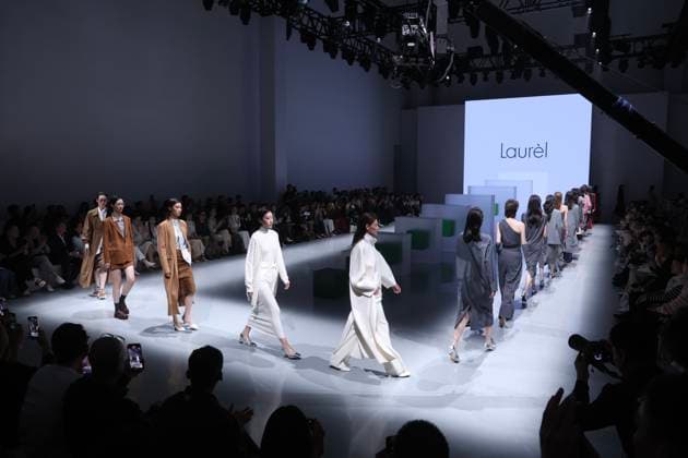 China Fashion Week in Peking, Laurel Modenschau BEIJING, CHINA - MARCH 21: Models walk the runway at the Laurel Collection show on day 2 of China Fashion Week A W2025 at Today Art Museum on March 21, 2025 in Beijing, China.  Copyright: xChinaxNewsxServicex 111556418280