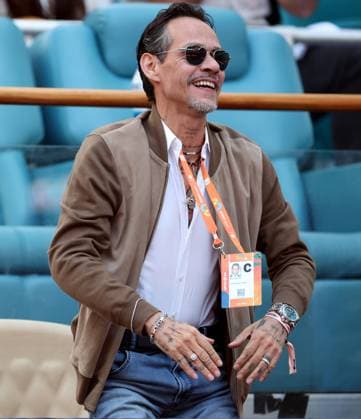 MIAMI GARDENS, FLORIDA - MARCH 21: Marc Anthony and his wife Nadia Ferreira attend the game between Novak Djokovic of Serbia and Rinky Hijikata of Australia during Day 4 of the Miami Open at Hard Rock Stadium on March 21, 2025 in Miami Gardens, Florida. People: Marc Anthony, Nadia Ferreira Copyright: xhoo-mex xMediaPunchx