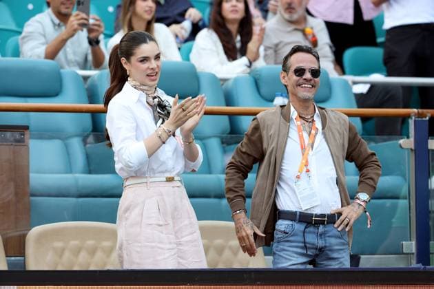 MIAMI GARDENS, FLORIDA - MARCH 21: Marc Anthony and his wife Nadia Ferreira attend the game between Novak Djokovic of Serbia and Rinky Hijikata of Australia during Day 4 of the Miami Open at Hard Rock Stadium on March 21, 2025 in Miami Gardens, Florida. People: Marc Anthony, Nadia Ferreira Copyright: xhoo-mex xMediaPunchx