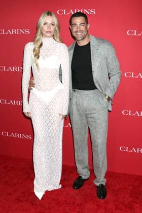 USA - Clarins ICONS Event - Los Angeles LOS ANGELES - MAR 21: Helene Immel, Jesse Metcalfe at the Clarins ICONS Event at the Academy Museum of Motion Pictures on March 21, 2025 in Los Angeles, CA Los Angeles CA USA  Copyright: xKathyxHutchinsx xHutchinsxPhotox