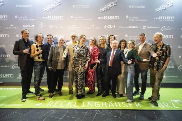 Presentation of the Comedy Award Recklinghausen Hurz 2025 FOR EDITORIAL PURPOSES ONLY EDITORIAL USE ONLY p Presentation of the Comedy Award Recklinghausen Hurz 2025 on Monday, March 24, 2025 at the Festspielhaus in Recklinghausen Group picture with everyone in front of the photo wall Recklinghausen NRW Recklinghausen Copyright StefanxArendx xFUNKExFotoxService Copyright: StefanxArendx xFUNKExFotoxService doc7zwuqsew47ry2250km7 ,EDITORIAL USE ONLY Copyright: StefanxArendx xFUNKExFotoxService