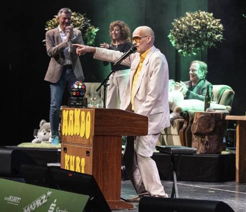 Presentation of the Comedy Award Recklinghausen Hurz 2025 FOR EDITORIAL PURPOSES ONLY EDITORIAL USE ONLY p Presentation of the Comedy Award Recklinghausen Hurz 2025 on Monday, March 24, 2025 at the Festspielhaus in Recklinghausen Mambo Kurt during his performance Recklinghausen NRW Recklinghausen Copyright StefanxArendx xFUNKExFotoxService Copyright: StefanxArendx xFUNKExFotoxService doc7zwuqwm0yl51j0u4s9e1 ,EDITORIAL USE ONLY Copyright: StefanxArendx xFUNKExFotoxService