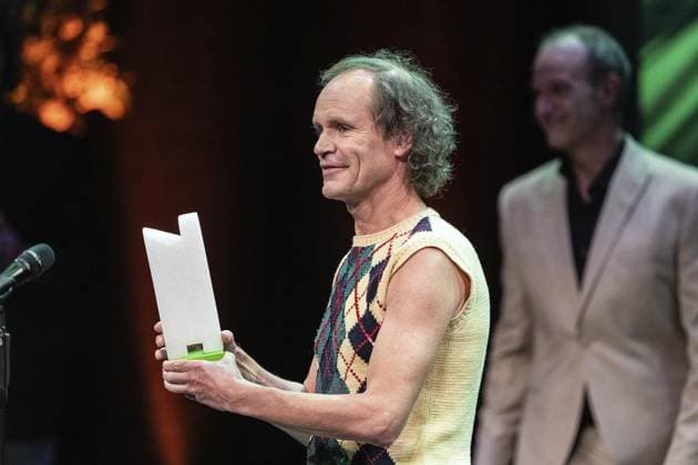 Presentation of the Comedy Award Recklinghausen Hurz 2025 FOR EDITORIAL PURPOSES ONLY EDITORIAL USE ONLY p Presentation of the Comedy Award Recklinghausen Hurz 2025 on Monday, March 24, 2025 at the Festspielhaus in Recklinghausen Olaf Schubert during his acceptance speech Recklinghausen NRW Recklinghausen Copyright StefanxArendx xFUNKExFotoxService Copyright: StefanxArendx xFUNKExFotoxService doc7zwus3fyfj82ju55n95 ,EDITORIAL USE ONLY Copyright: StefanxArendx xFUNKExFotoxService