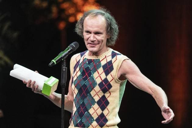 Presentation of the Comedy Award Recklinghausen Hurz 2025 FOR EDITORIAL PURPOSES ONLY EDITORIAL USE ONLY p Presentation of the Comedy Award Recklinghausen Hurz 2025 on Monday, March 24, 2025 at the Festspielhaus in Recklinghausen Olaf Schubert during his acceptance speech Recklinghausen NRW Recklinghausen Copyright StefanxArendx xFUNKExFotoxService Copyright: StefanxArendx xFUNKExFotoxService doc7zwuse4i50612qm7pkyz ,EDITORIAL USE ONLY Copyright: StefanxArendx xFUNKExFotoxService