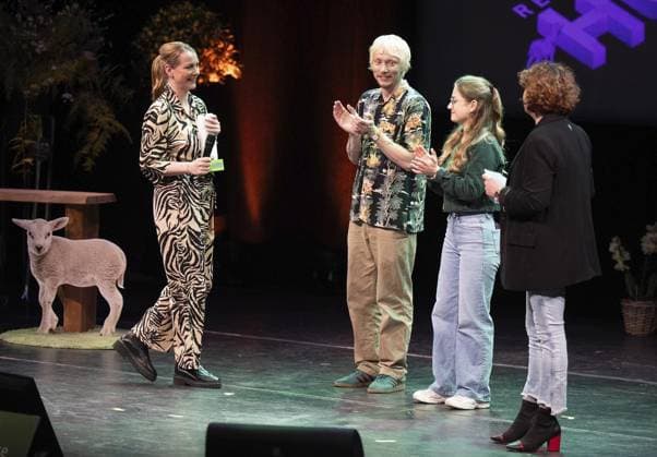 Presentation of the Comedy Award Recklinghausen Hurz 2025 FOR EDITORIAL PURPOSES ONLY EDITORIAL USE ONLY p Presentation of the Comedy Award Recklinghausen Hurz 2025 on Monday, March 24, 2025 at the Festspielhaus in Recklinghausen Recklinghausen NRW Recklinghausen Copyright StefanxArendx xFUNKExFotoxService Copyright: StefanxArendx xFUNKExFotoxService doc7zwusovy69ipn6vdk8r ,EDITORIAL USE ONLY Copyright: StefanxArendx xFUNKExFotoxService