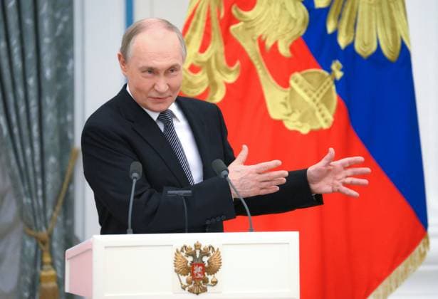 Russia Putin Culture Presidential Prize 8887437 25.03.2025 Russian President Vladimir Putin speaks during a ceremony to award the winners of the 2024 Presidential Prize for young culture professionals and for writing and art for children and young people at the Kremlin in Moscow, Russia. Alexey Maishev Sputnik Moscow Russia  Copyright: xAlexeyxMaishevx