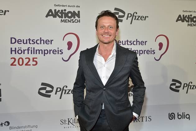3 German Audio Film Award 2025 Roman Knizka, actor and jury member Arrival at the c in Berlin, on 25 03 2025 Photopress Mueller