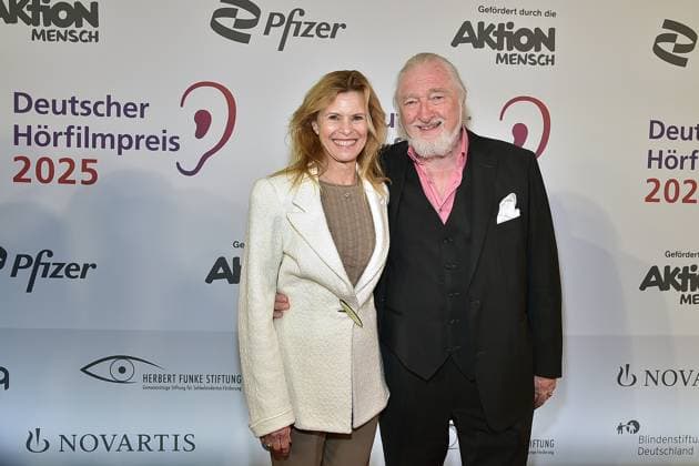 3 German Audio Film Award 2025 Leslie Malton with husband Felix von Manteuffel Arrival at the c in Berlin, on 25 03 2025 Photopress Mueller
