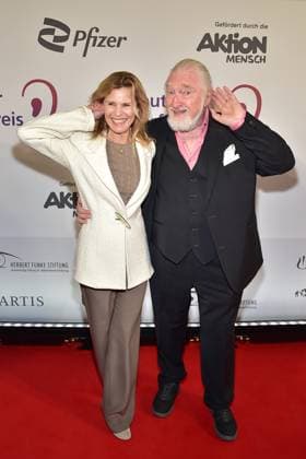 3 German Audio Film Award 2025 Leslie Malton with husband Felix von Manteuffel Arrival at the c in Berlin, on 25 03 2025 Photopress Mueller