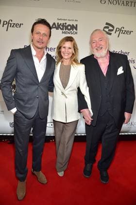 3 German Audio Film Award 2025 Roman Knizka, Leslie Malton with husband Felix von Manteuffel Arrival at the c in Berlin, on 25 03 2025 Photopress Mueller